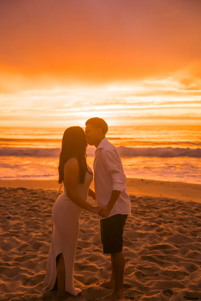 Pedido de casamento na praia em Ubatuba, foto de Renan Life fotógrafo