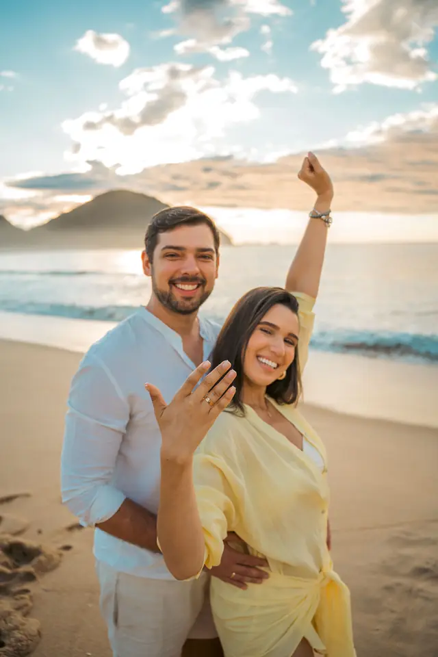 Pedido de casamento na praia em Ubatuba, foto de Renan Life fotógrafo