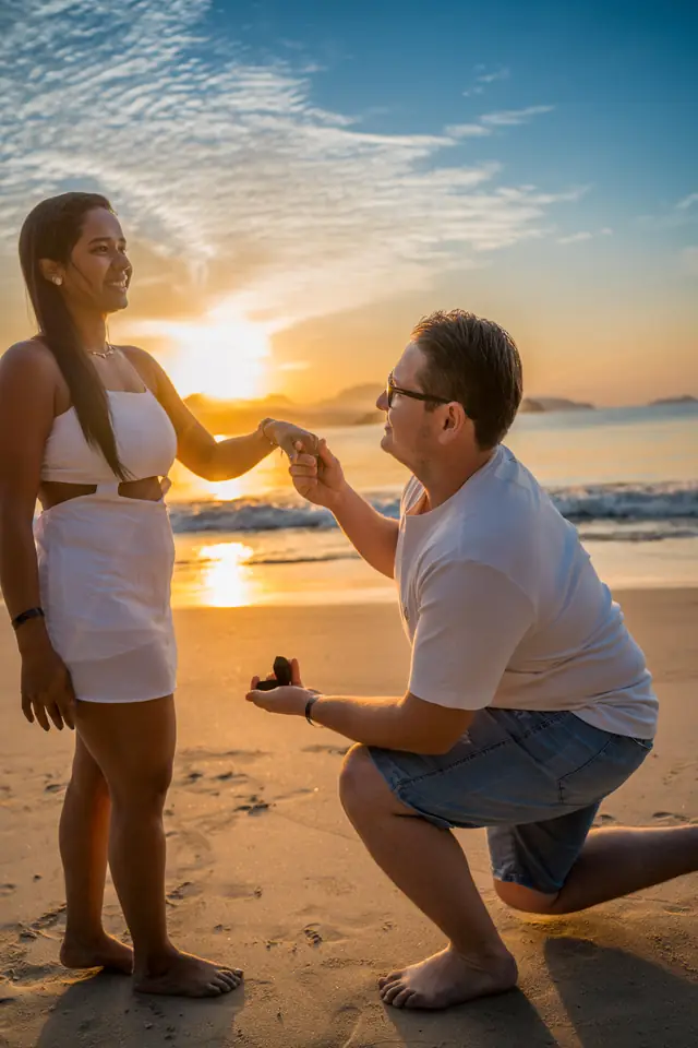 Pedido de casamento na praia em Ubatuba, foto de Renan Life fotógrafo