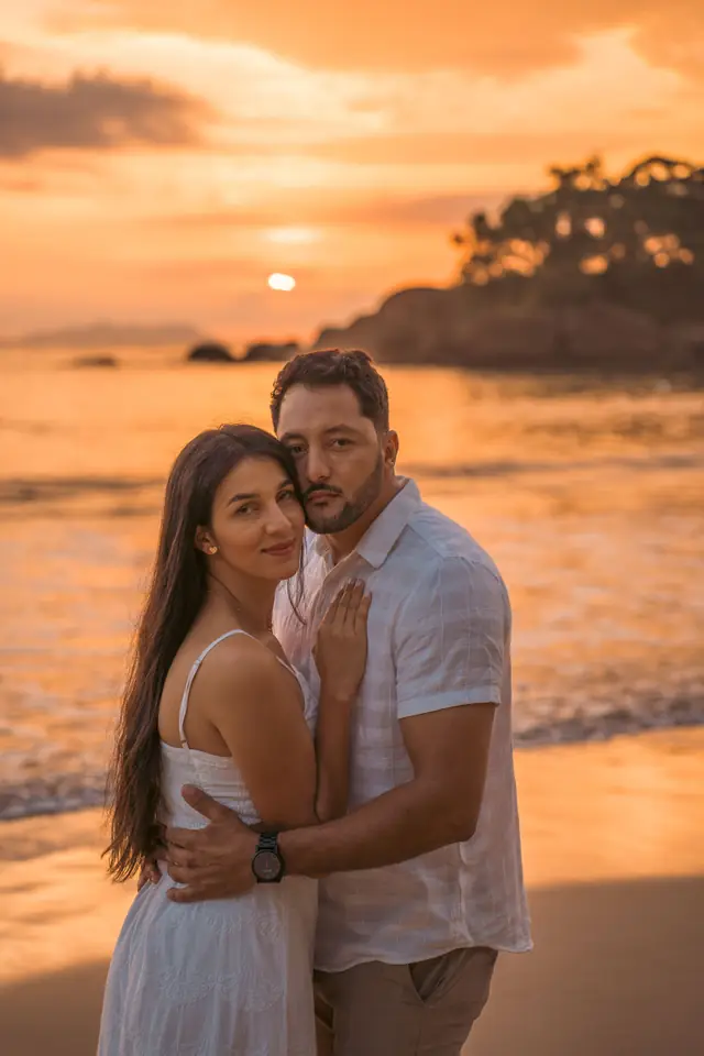 Pedido de casamento na praia em Ubatuba, foto de Renan Life fotógrafo