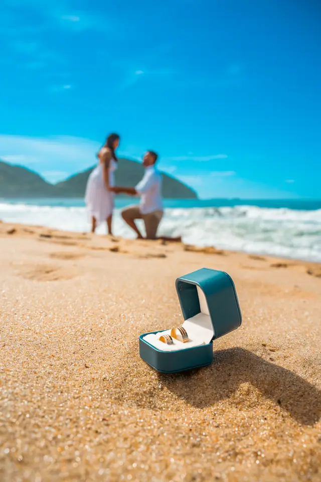 Pedido de casamento na praia em Ubatuba, foto de Renan Life fotógrafo