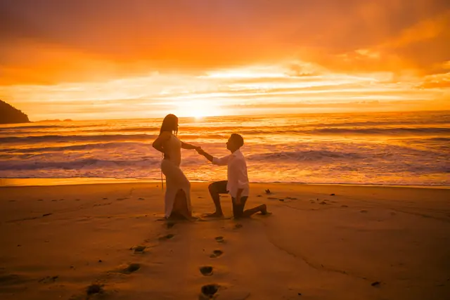 Pedido de casamento na praia em Ubatuba, foto de Renan Life fotógrafo