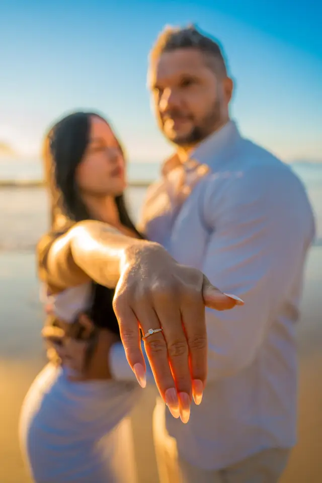 Pedido de casamento na praia em Ubatuba, foto de Renan Life fotógrafo