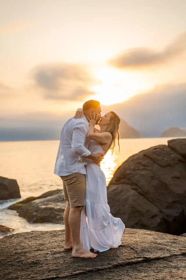 Pedido de casamento na praia em Ubatuba, foto de Renan Life fotógrafo