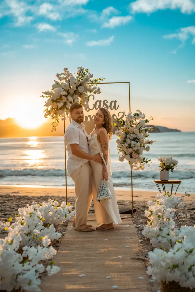Pedido de casamento na praia em Ubatuba, foto de Renan Life fotógrafo