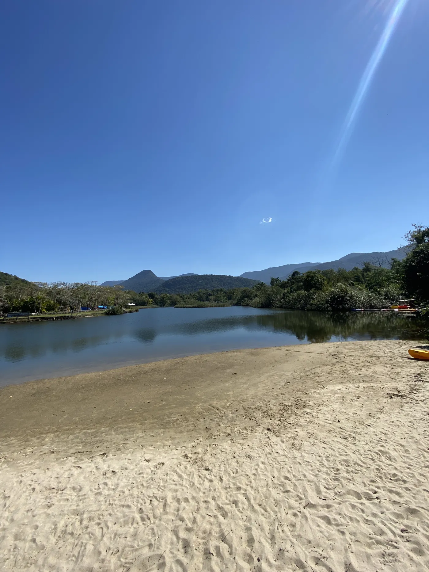 Cenário de pré-wedding na praia — foto autoral de Renan Life, Ubatuba